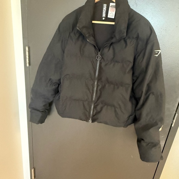 Gymshark M never worn only in storage so new as new can be Black Puffer Jacket - Picture 4 of 16